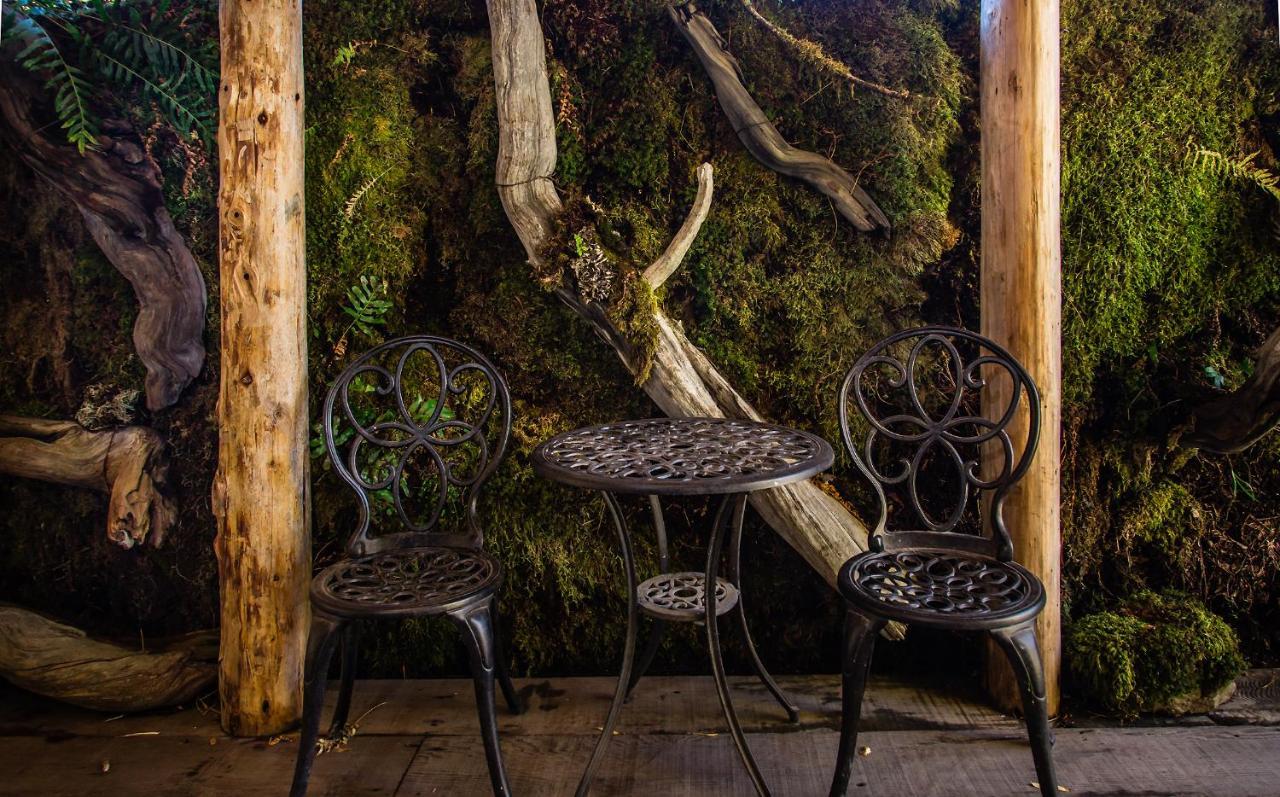 Inn The Front Porch Hidden Oasis *